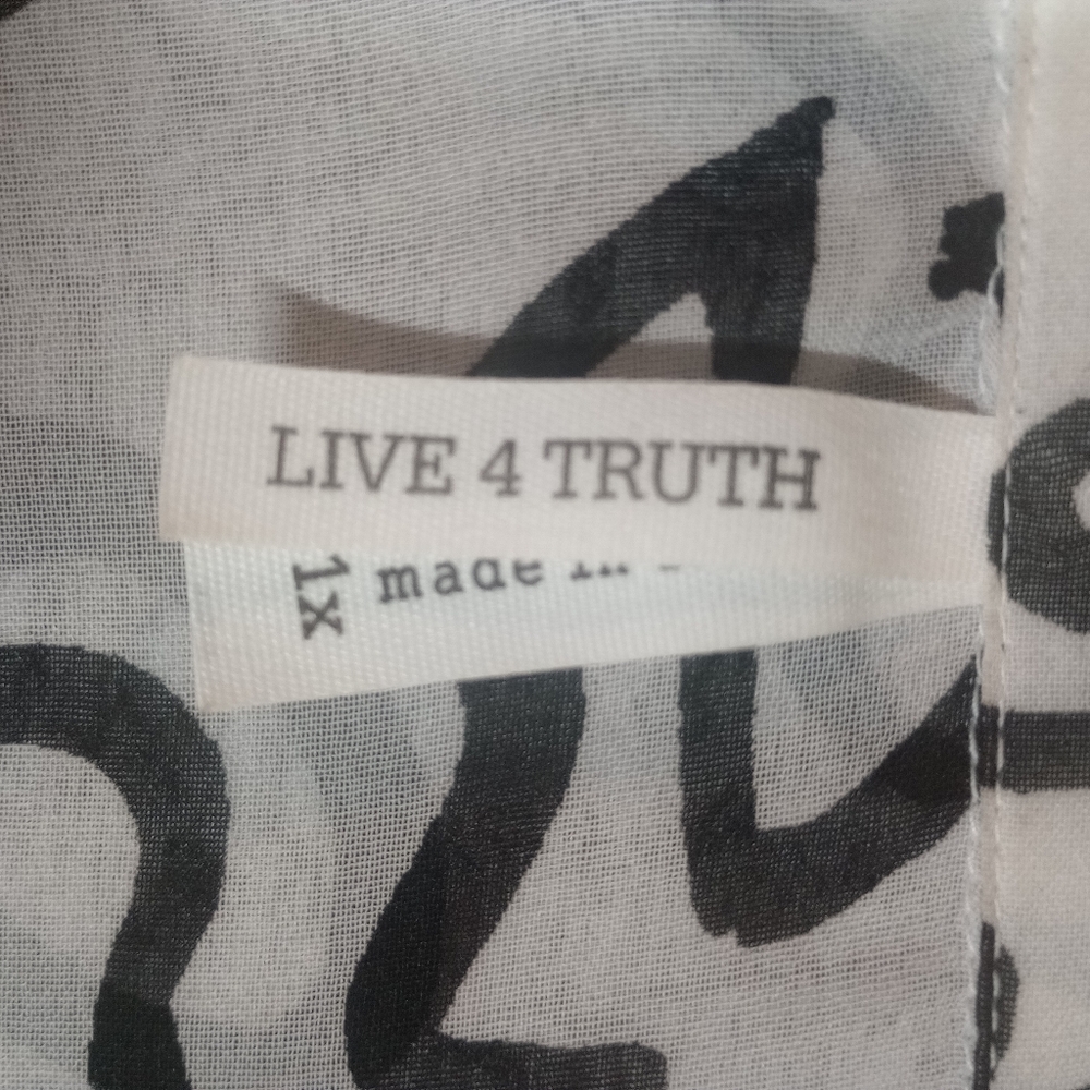 Shirt Jacket. Live 4 Truth. Size: 1X. Black and White. - Picture 8 of 8